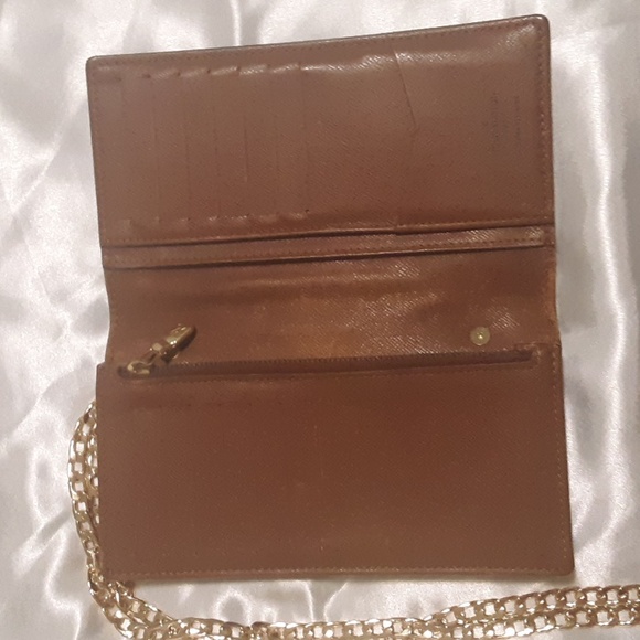 Authentic Louis Vuitton Vintage Monogram Leather Chain Wallet - Picture 3 of 7